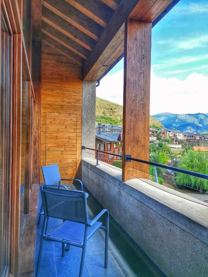 Apartament "El Castell" Casa Rural Cal Rialla Llivia Ngoại thất bức ảnh